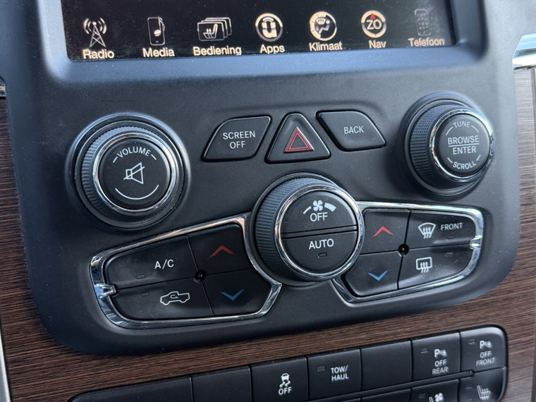 Vehicle Image 33