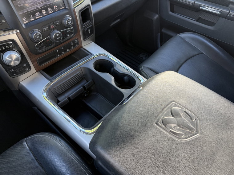Vehicle Image 35