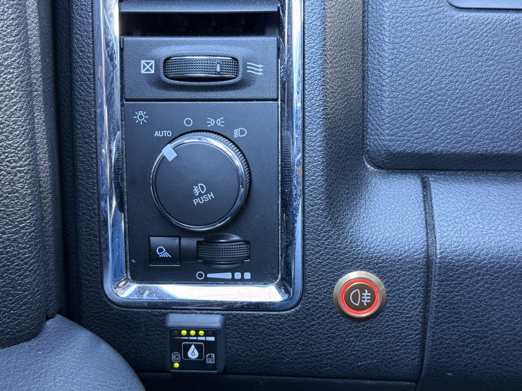 Vehicle Image 37