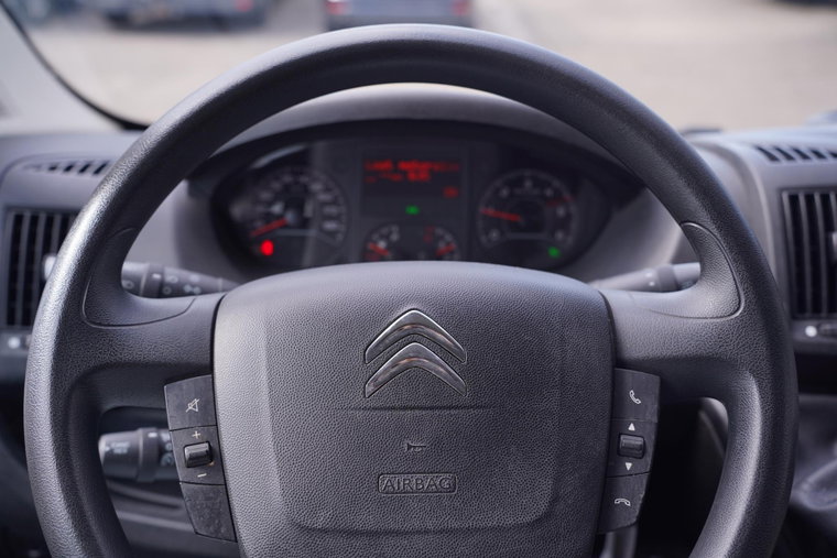 Vehicle Image 26