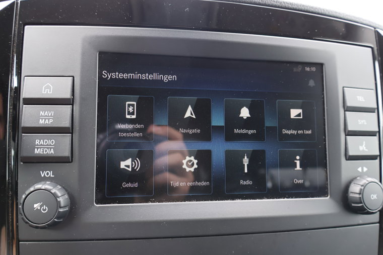 Vehicle Image 22