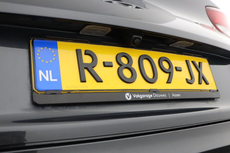 Vehicle Image 38