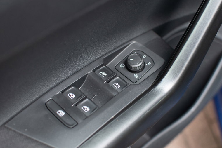Vehicle Image 27