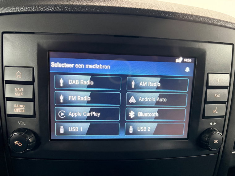Vehicle Image 27