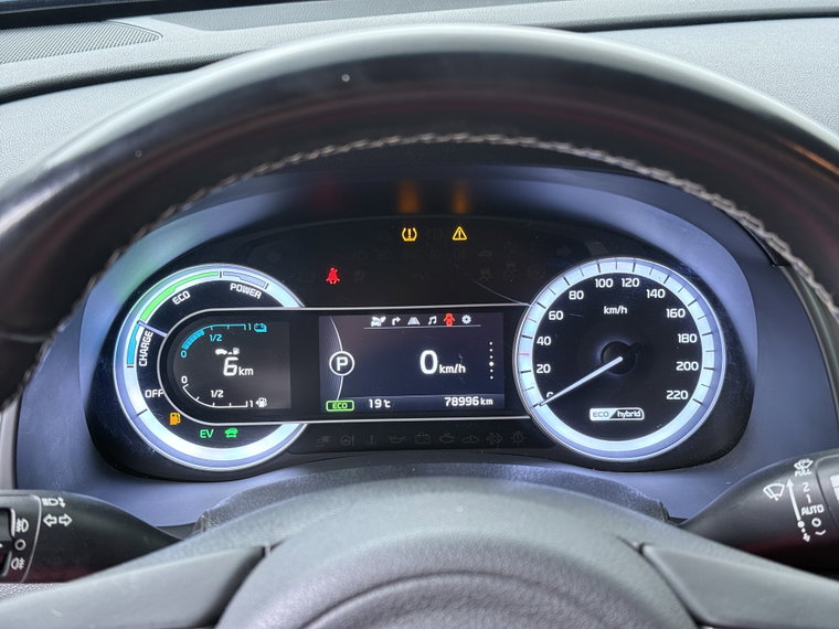 Vehicle Image 24
