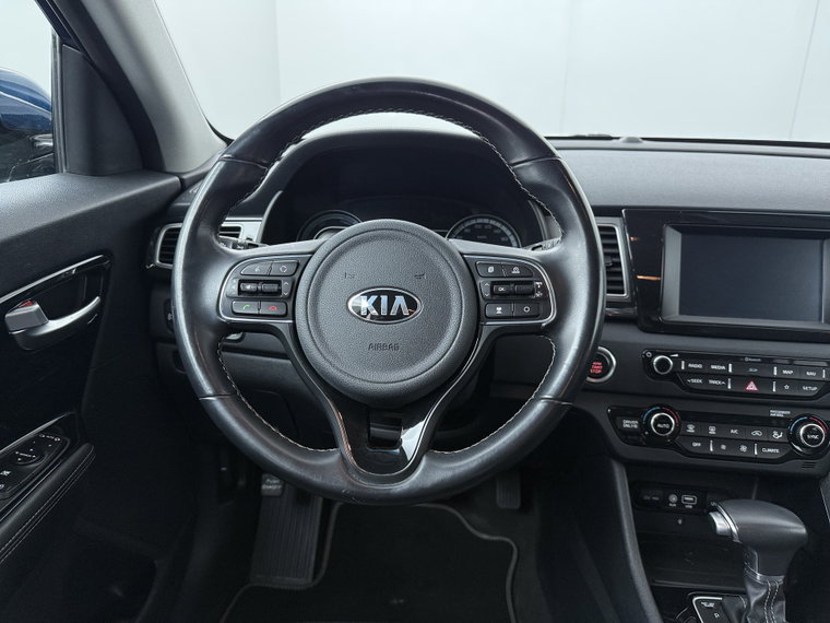 Vehicle Image 38