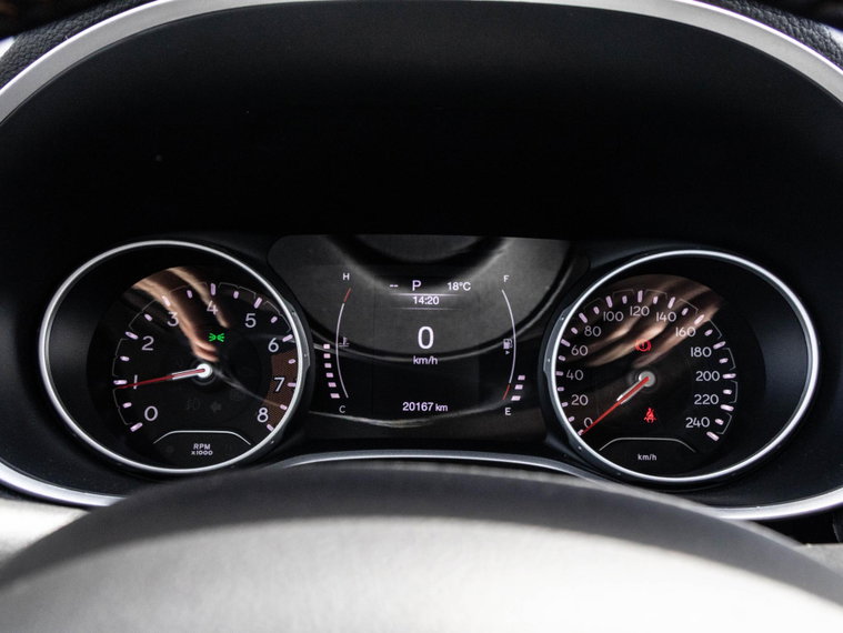 Vehicle Image 18