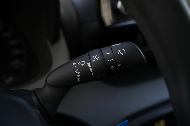 Vehicle Image 23