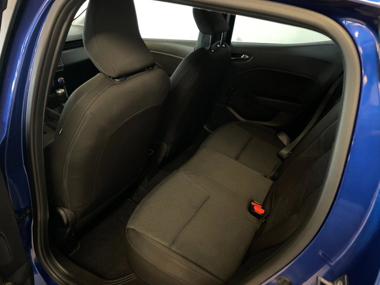 Vehicle Image 37