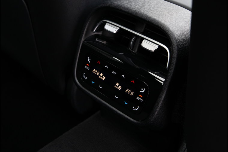 Vehicle Image 39