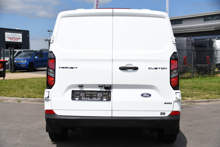 Vehicle Image 33