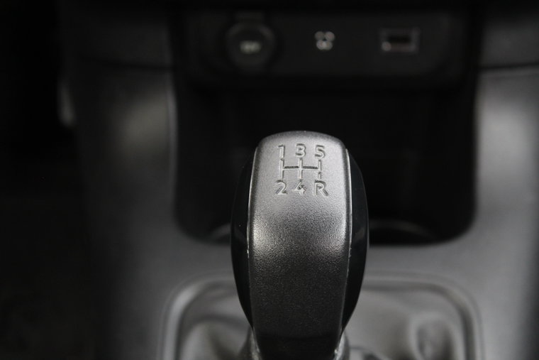 Vehicle Image 27