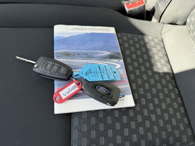 Vehicle Image 31