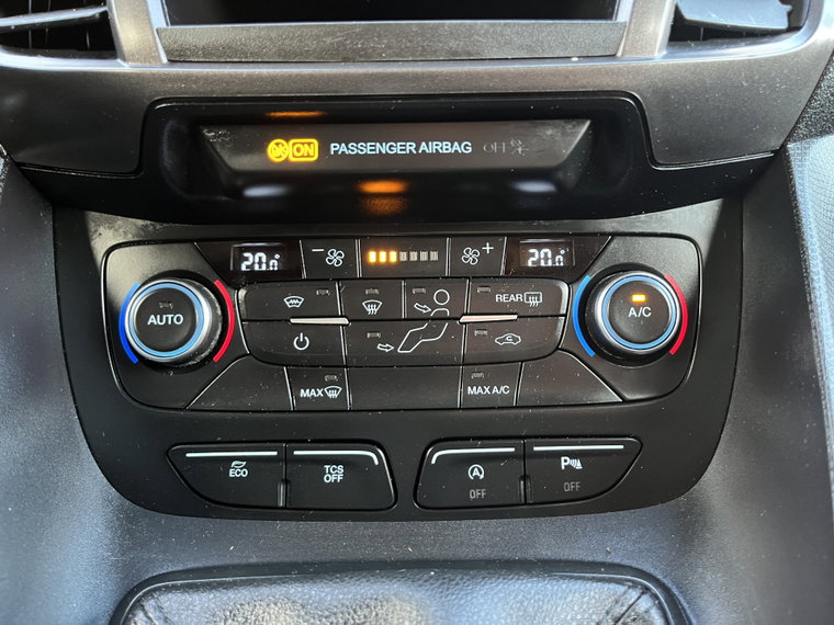 Vehicle Image 33