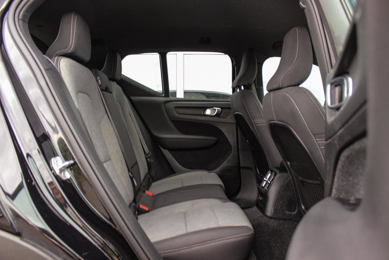 Vehicle Image 19