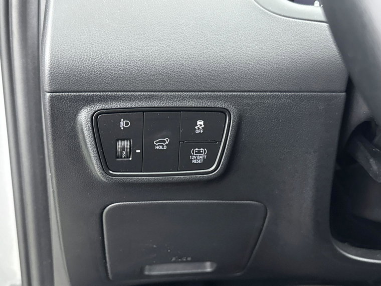 Vehicle Image 28