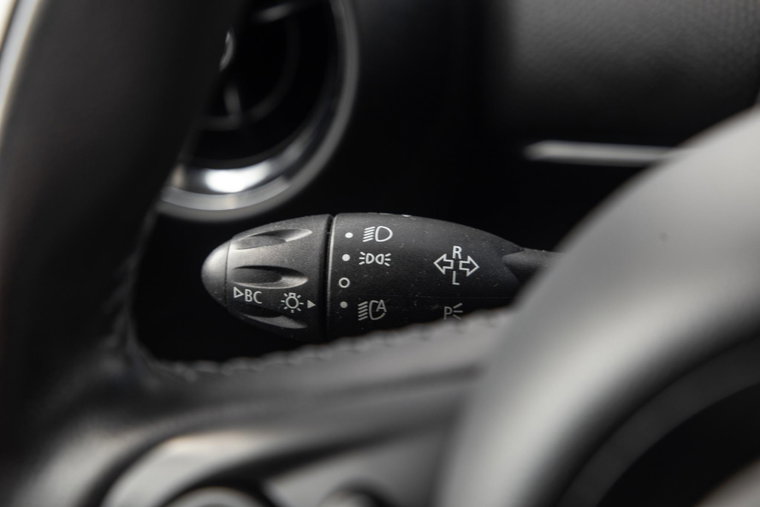 Vehicle Image 23