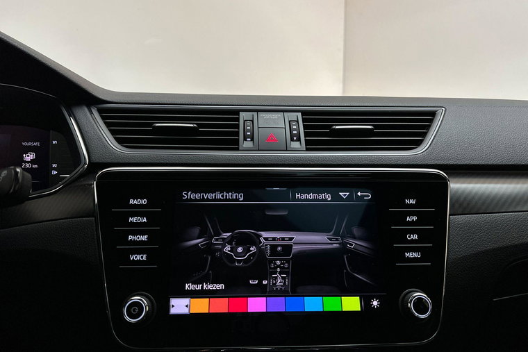 Vehicle Image 35