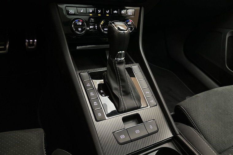 Vehicle Image 39