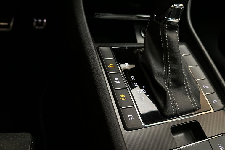 Vehicle Image 40