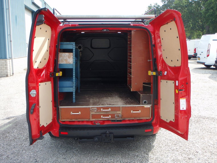 Vehicle Image 8