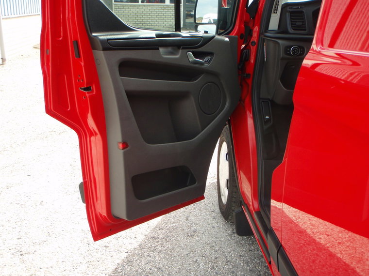 Vehicle Image 11