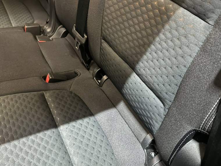 Vehicle Image 27