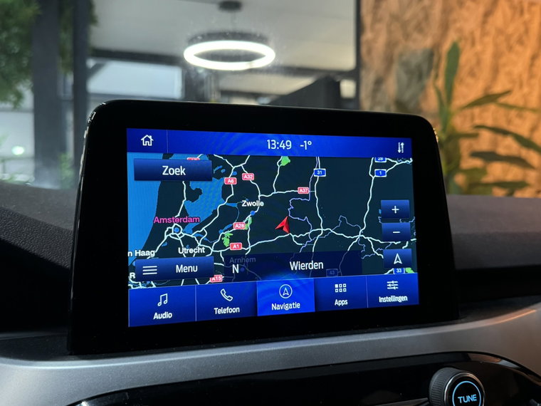 Vehicle Image 35