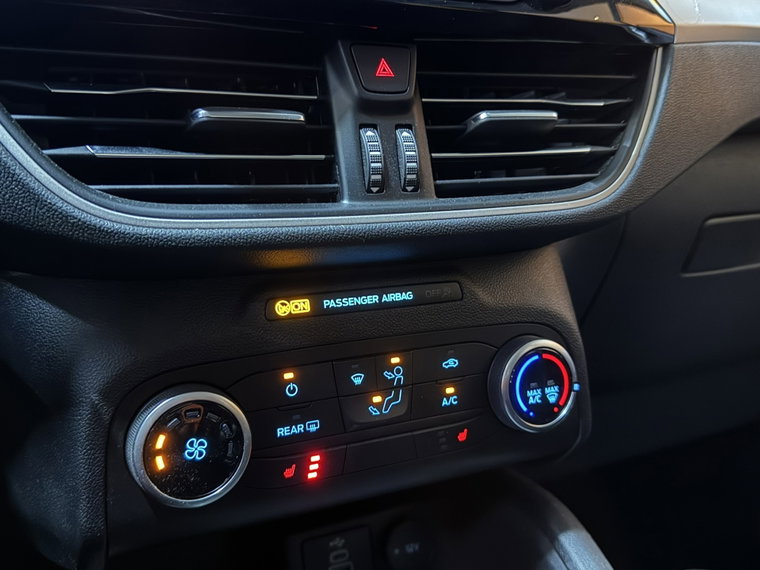 Vehicle Image 37