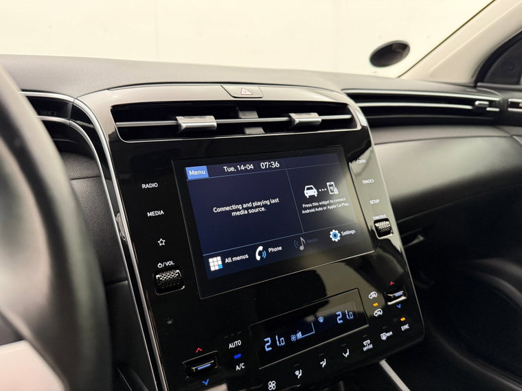 Vehicle Image 21