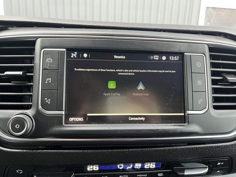 Vehicle Image 35