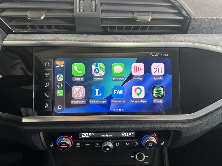 Vehicle Image 25