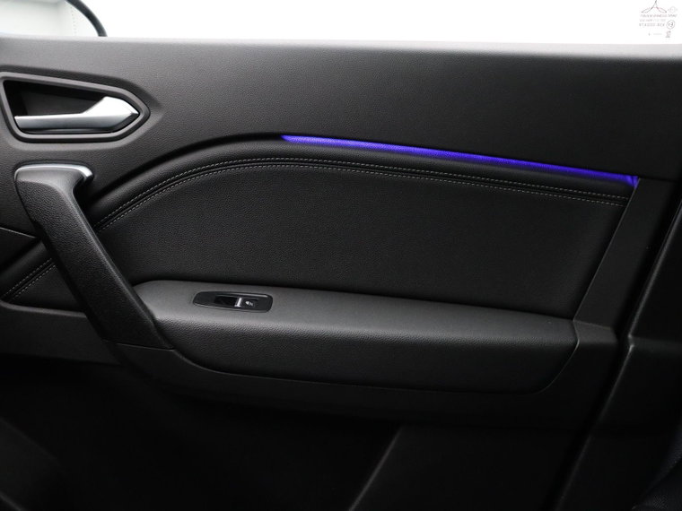Vehicle Image 37