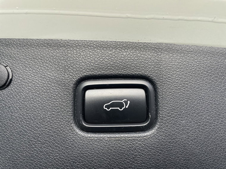 Vehicle Image 27