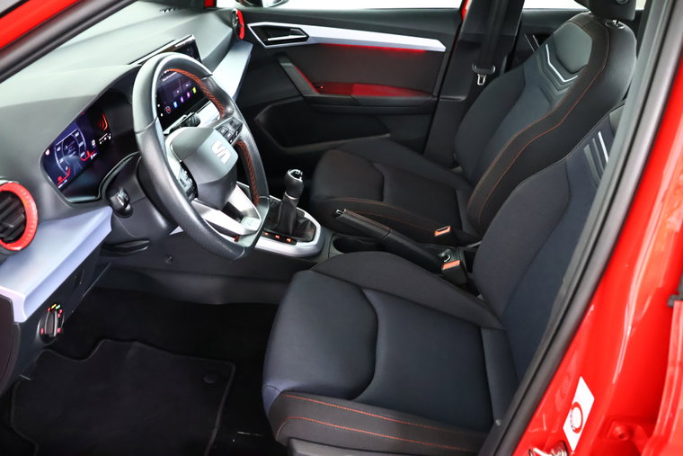 Vehicle Image 11