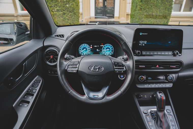 Vehicle Image 25