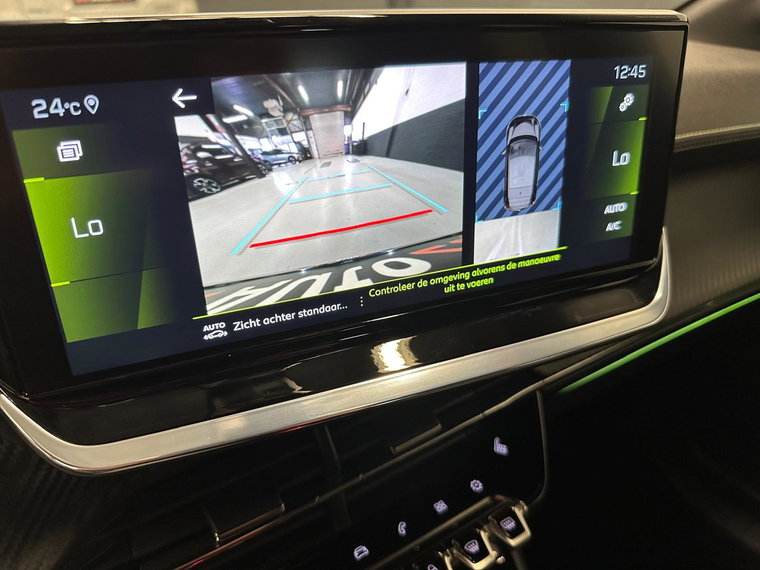 Vehicle Image 21