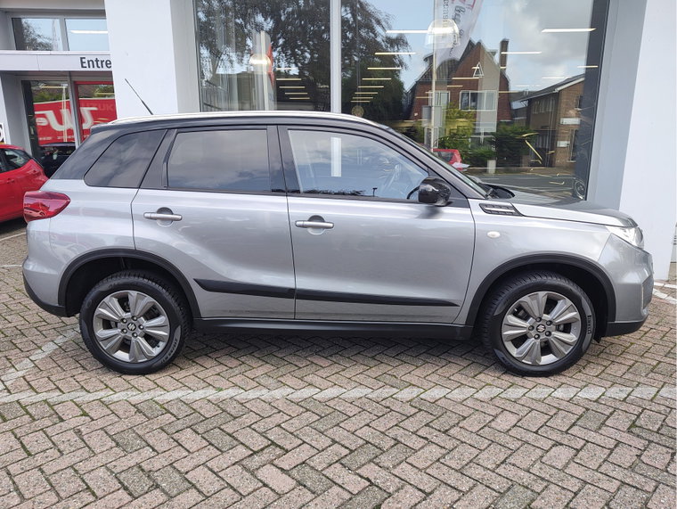 Vehicle Image 6