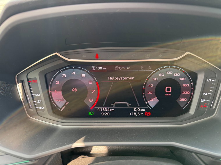 Vehicle Image 17