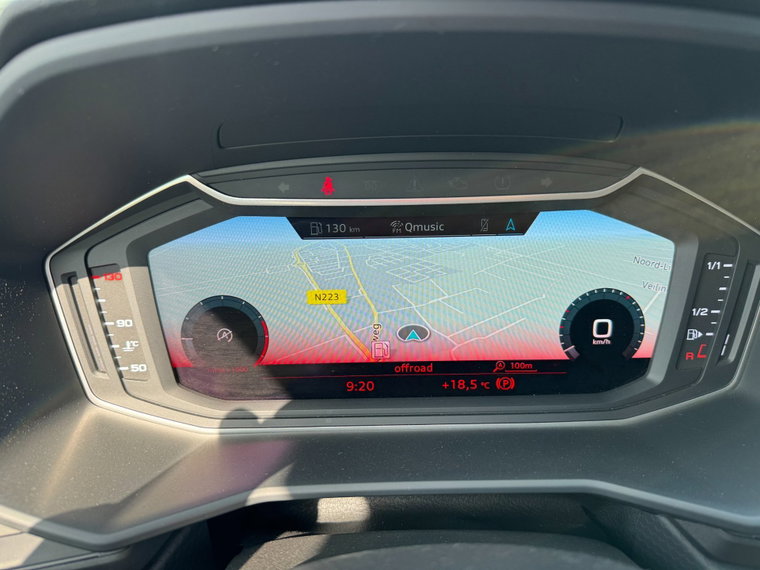 Vehicle Image 19