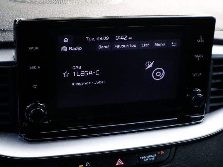 Vehicle Image 12
