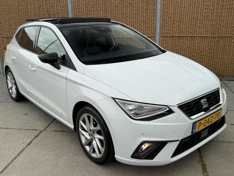Vehicle Image 38
