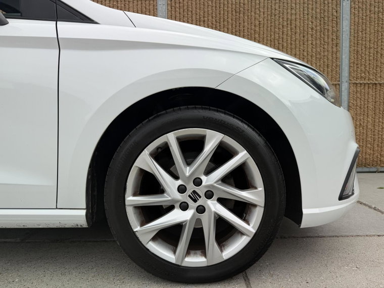 Vehicle Image 39