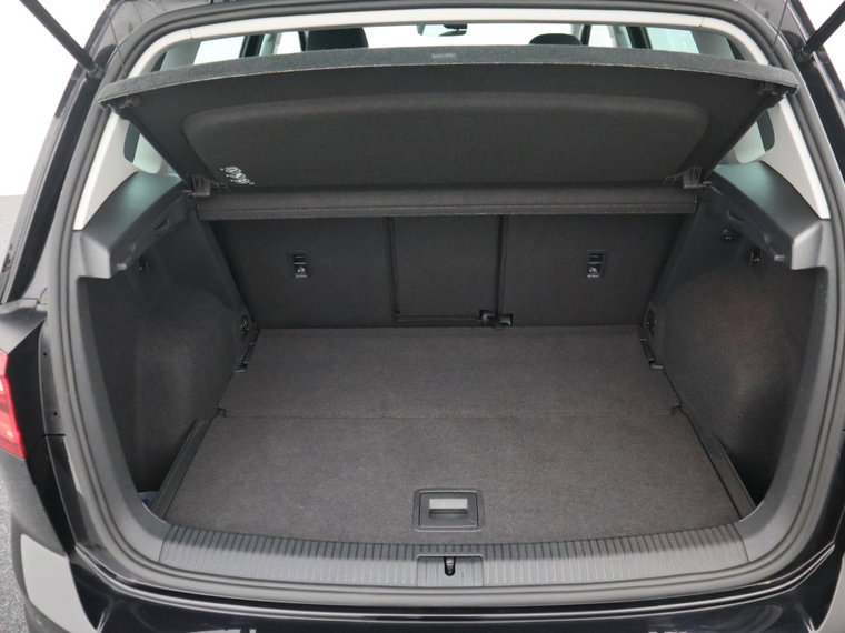 Vehicle Image 41
