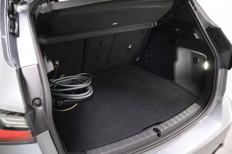 Vehicle Image 37