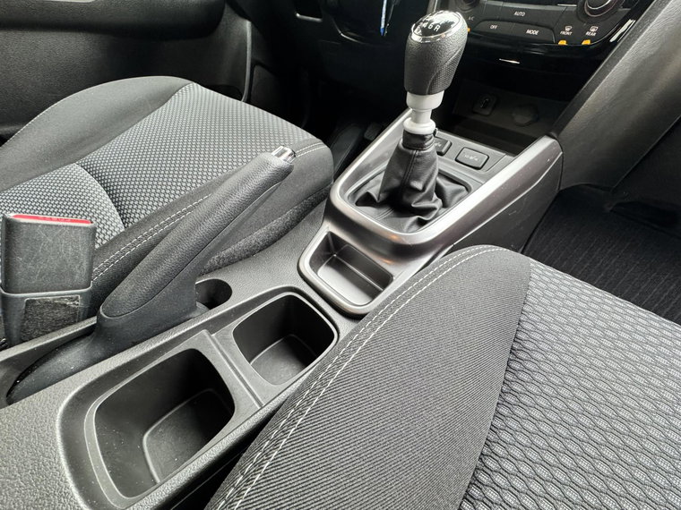 Vehicle Image 43