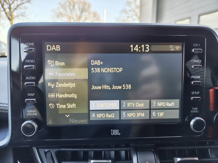 Vehicle Image 17