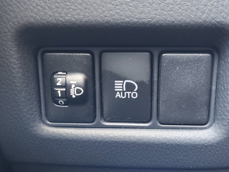 Vehicle Image 26