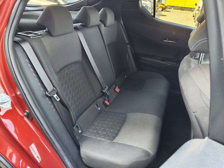 Vehicle Image 35