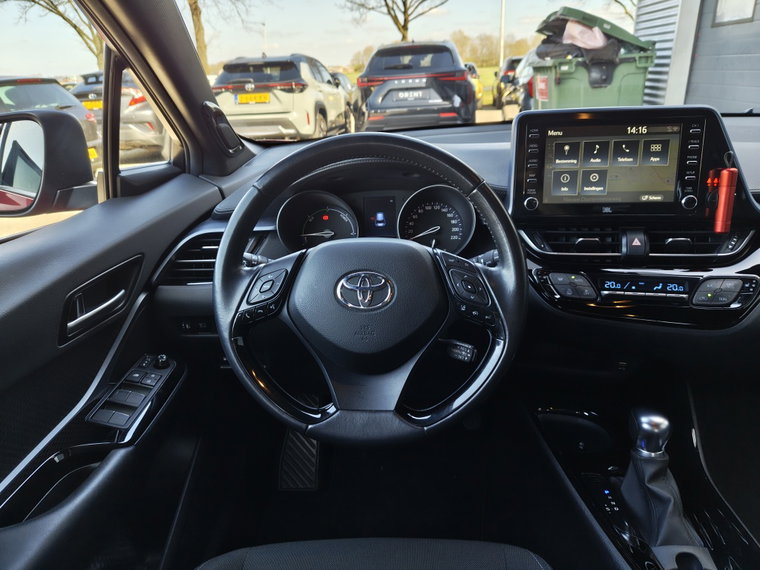 Vehicle Image 9